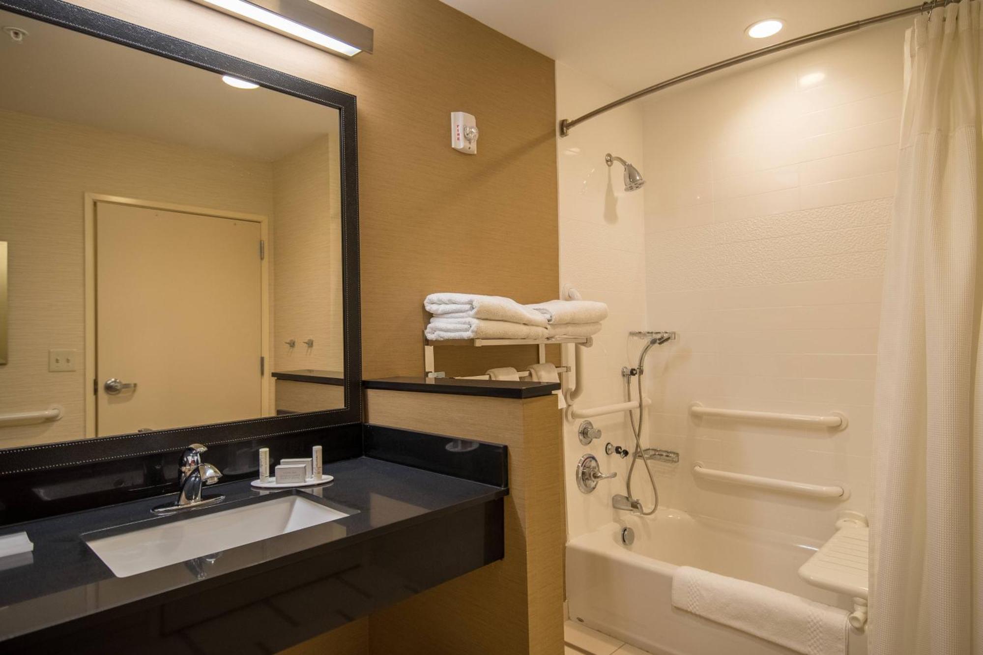 Fairfield Inn & Suites By Marriott Provo Orem Exterior foto